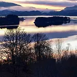 6 Person In Lonevag-by Traum * Lonevåg